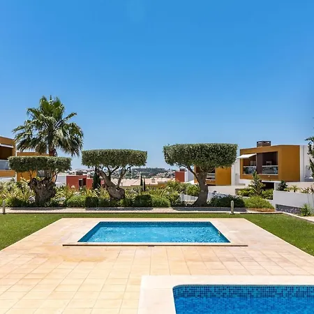 Апартаменты Contemporary 4 Bedroom In Vale De Parra Gale (Albufeira)